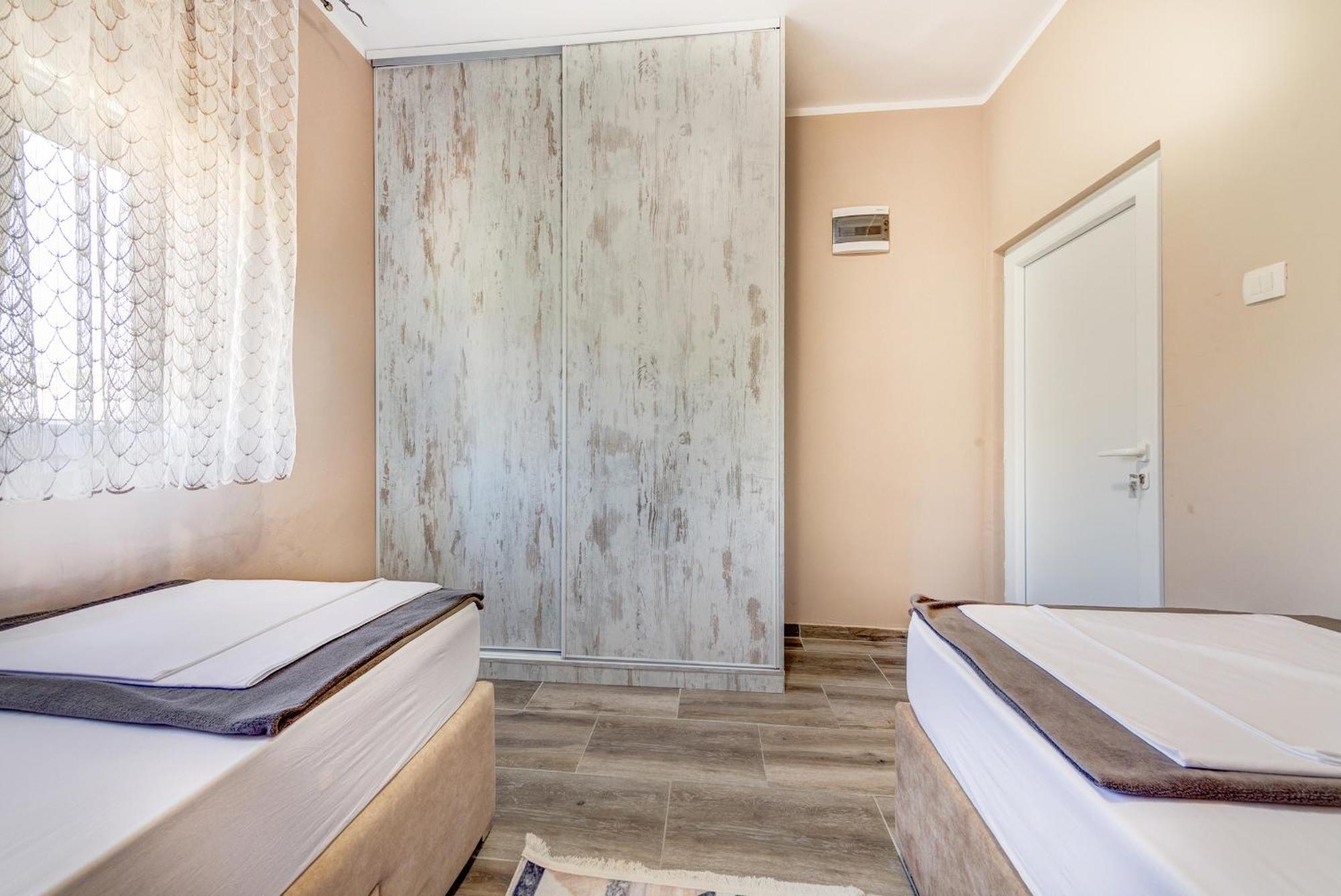 Casa Di Kiara, Skadar Lake Dodosi Oda fotoğraf